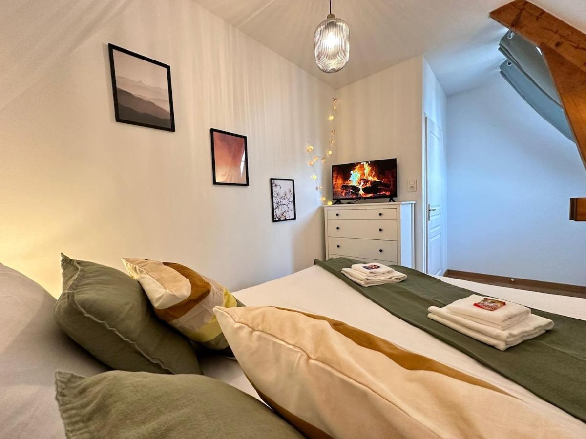 סדאן S Bayleved'Air Duplex Vue Chateau, Balneo Et Sauna מראה חיצוני תמונה